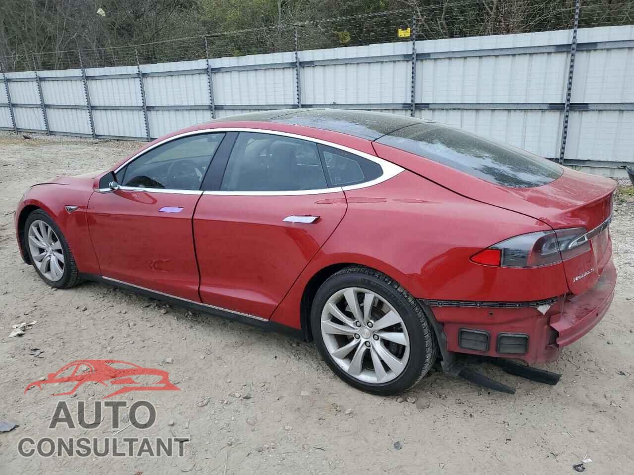 TESLA MODEL S 2015 - 5YJSA1E29FF112716