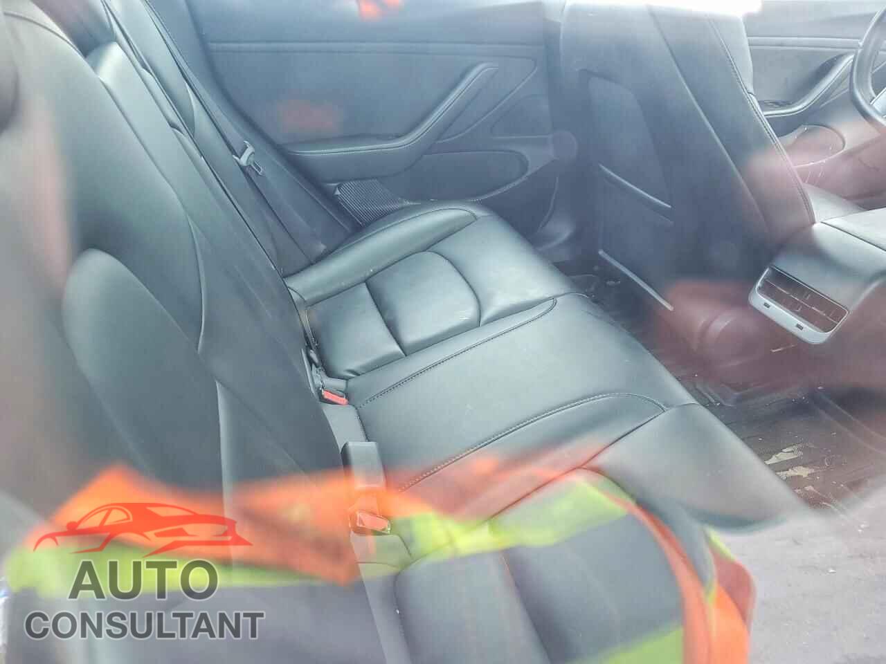 TESLA MODEL 3 2019 - 5YJ3E1EA3KF475961
