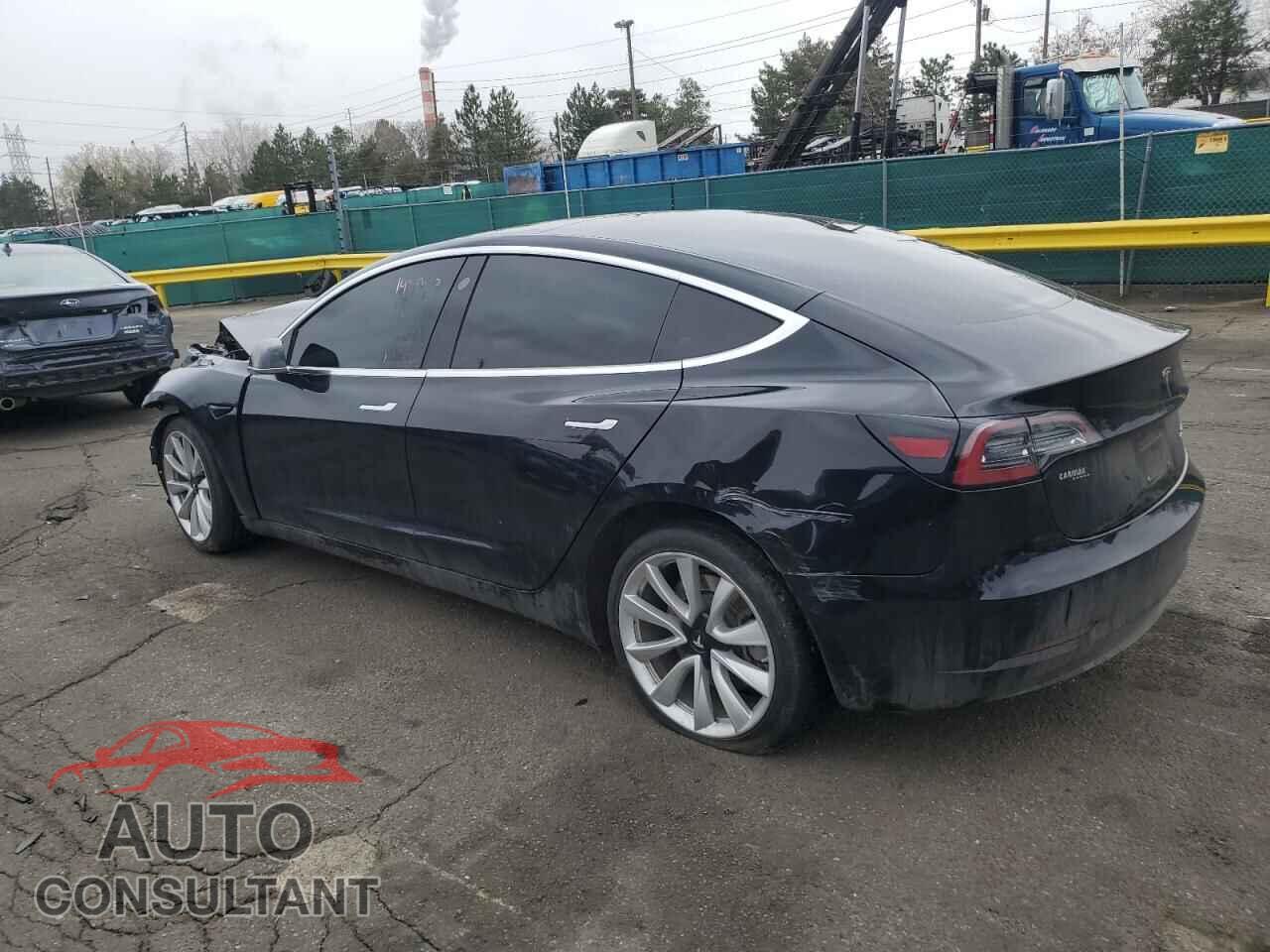 TESLA MODEL 3 2018 - 5YJ3E1EB3JF071355