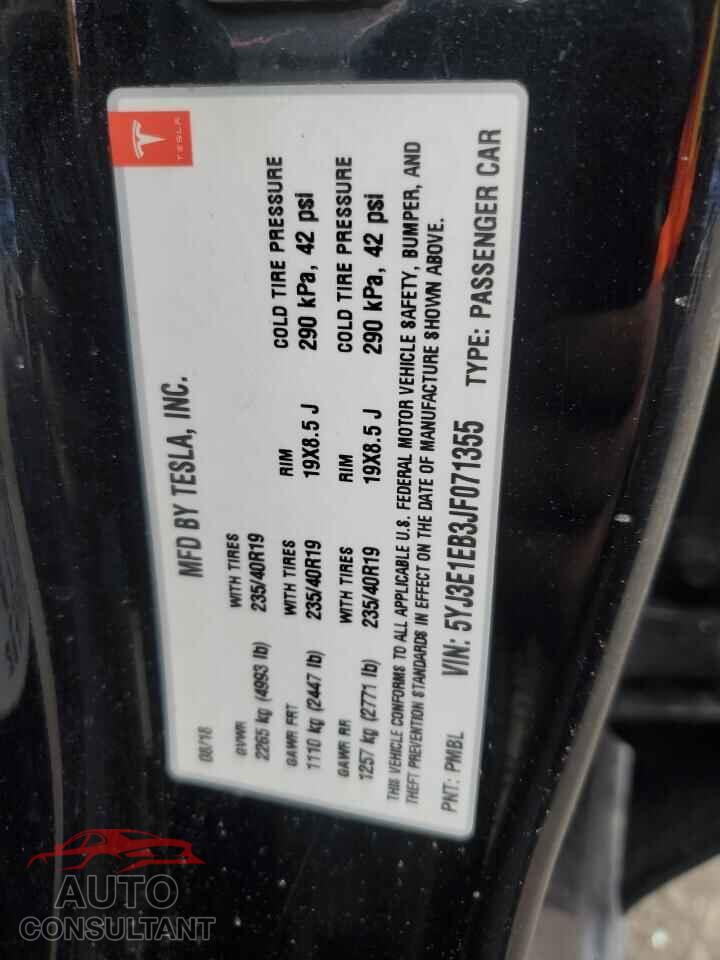 TESLA MODEL 3 2018 - 5YJ3E1EB3JF071355