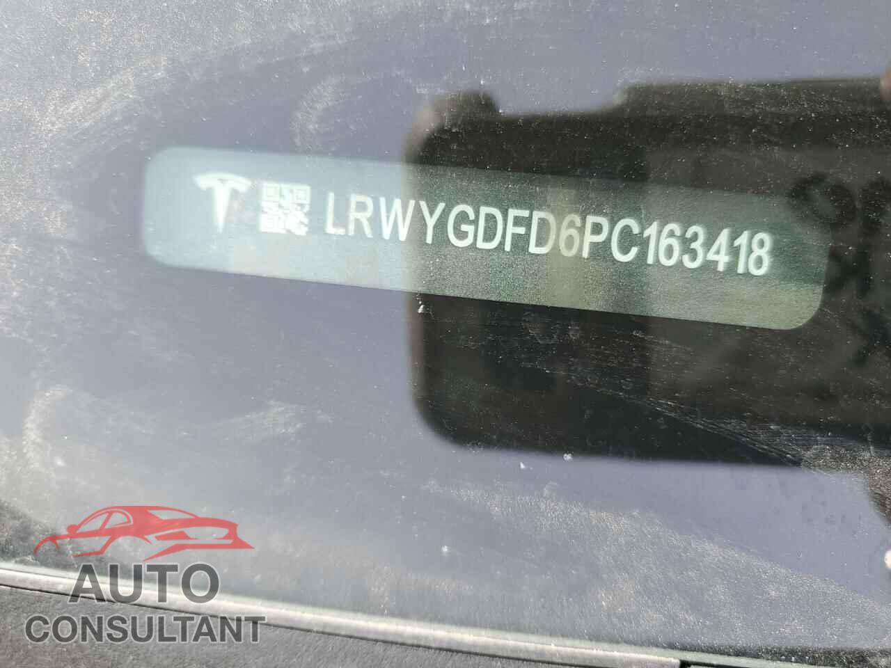 TESLA MODEL Y 2023 - LRWYGDFD6PC163418