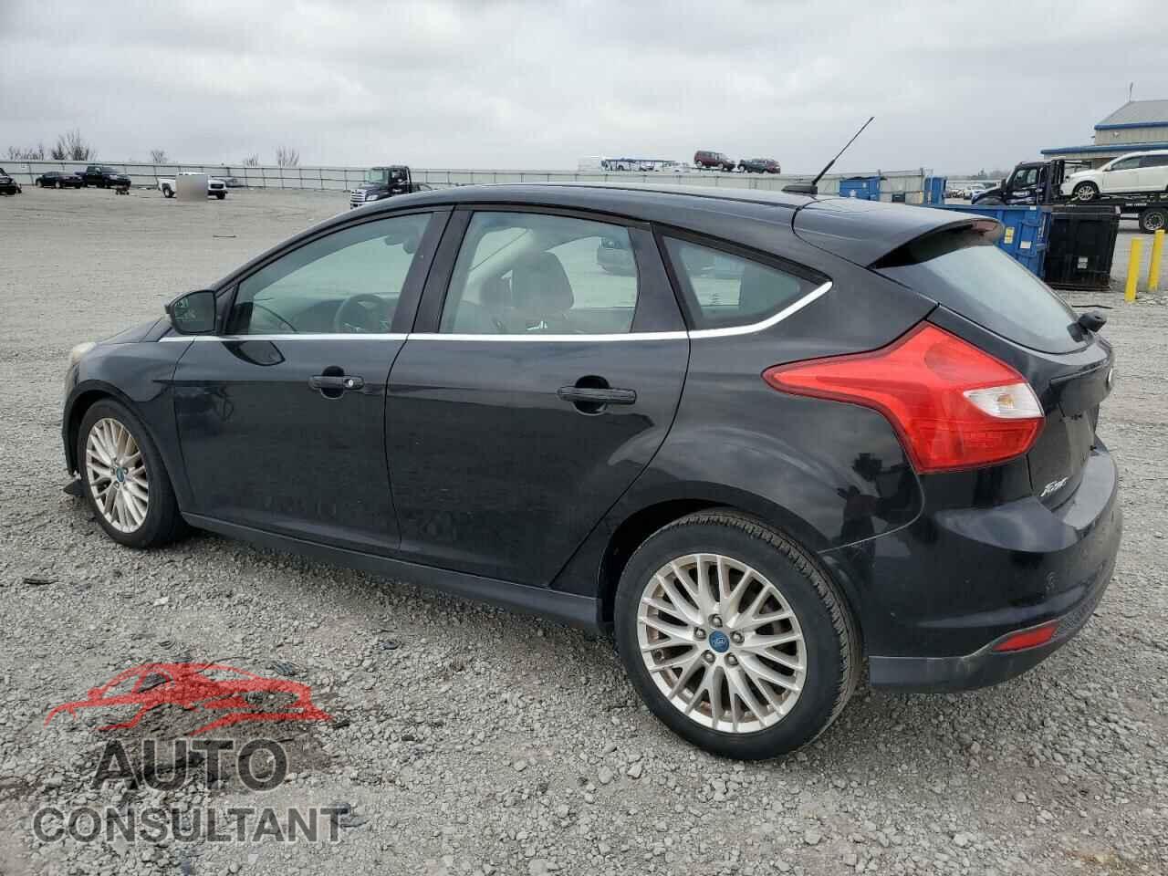 FORD FOCUS 2012 - 1FAHP3M24CL209262