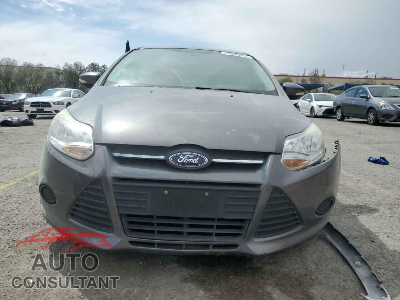 FORD FOCUS 2014 - 1FADP3K22EL201875