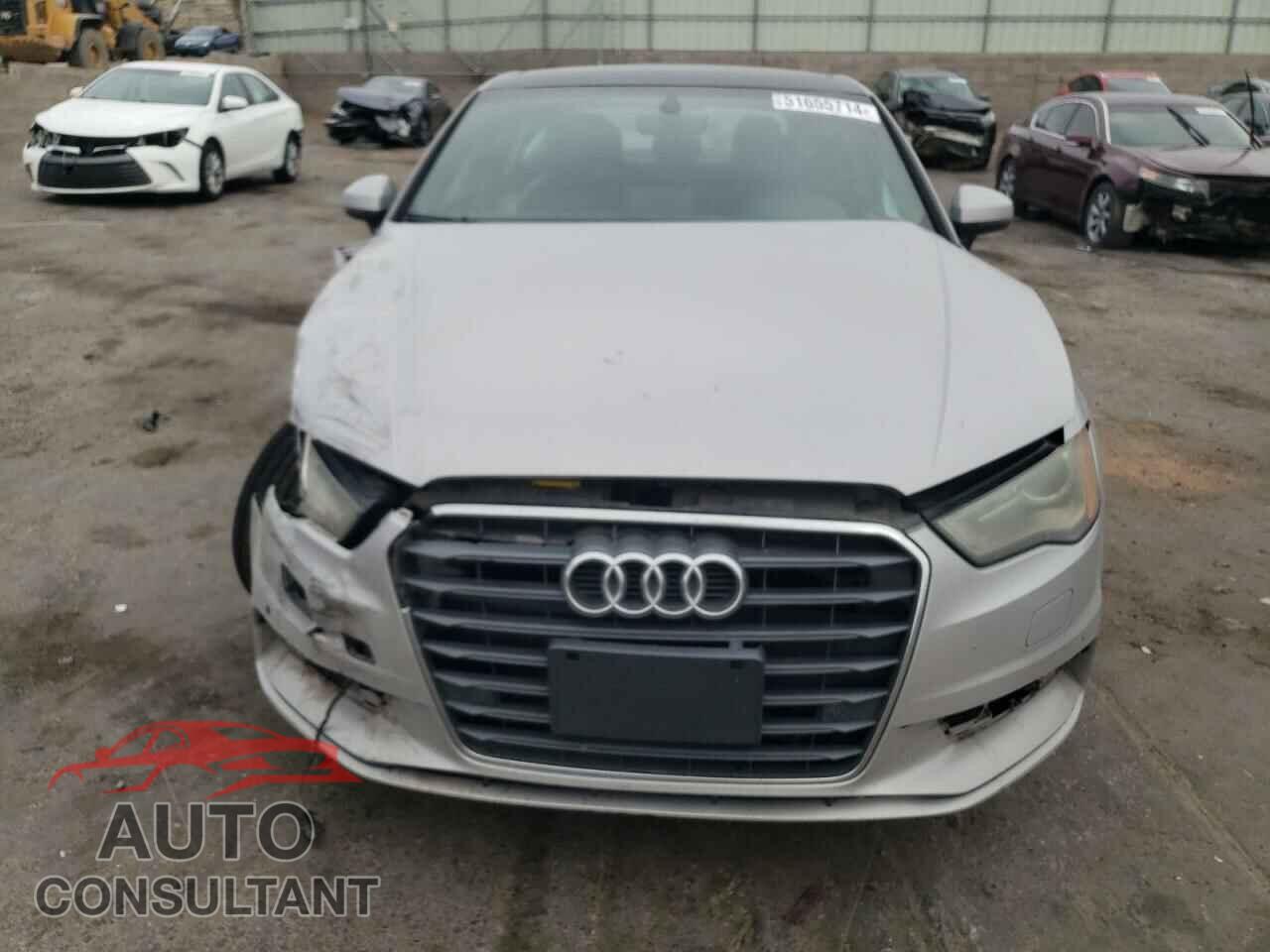AUDI A3 2016 - WAUA7GFF3G1046007