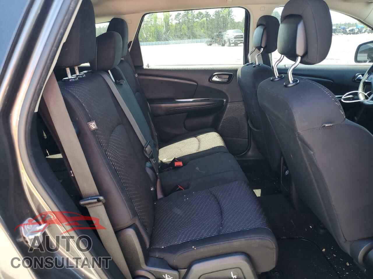 DODGE JOURNEY 2015 - 3C4PDCBGXFT565611