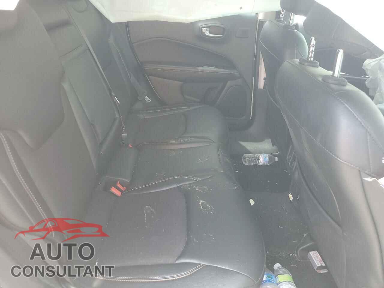 JEEP COMPASS 2017 - 3C4NJDBB4HT636010