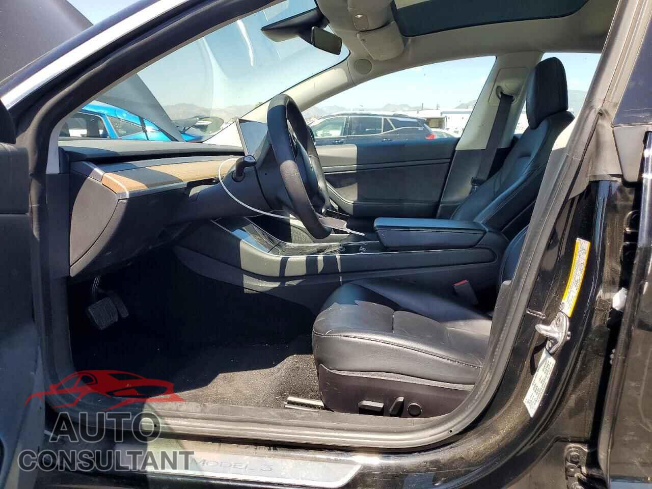 TESLA MODEL 3 2020 - 5YJ3E1EA2LF630145