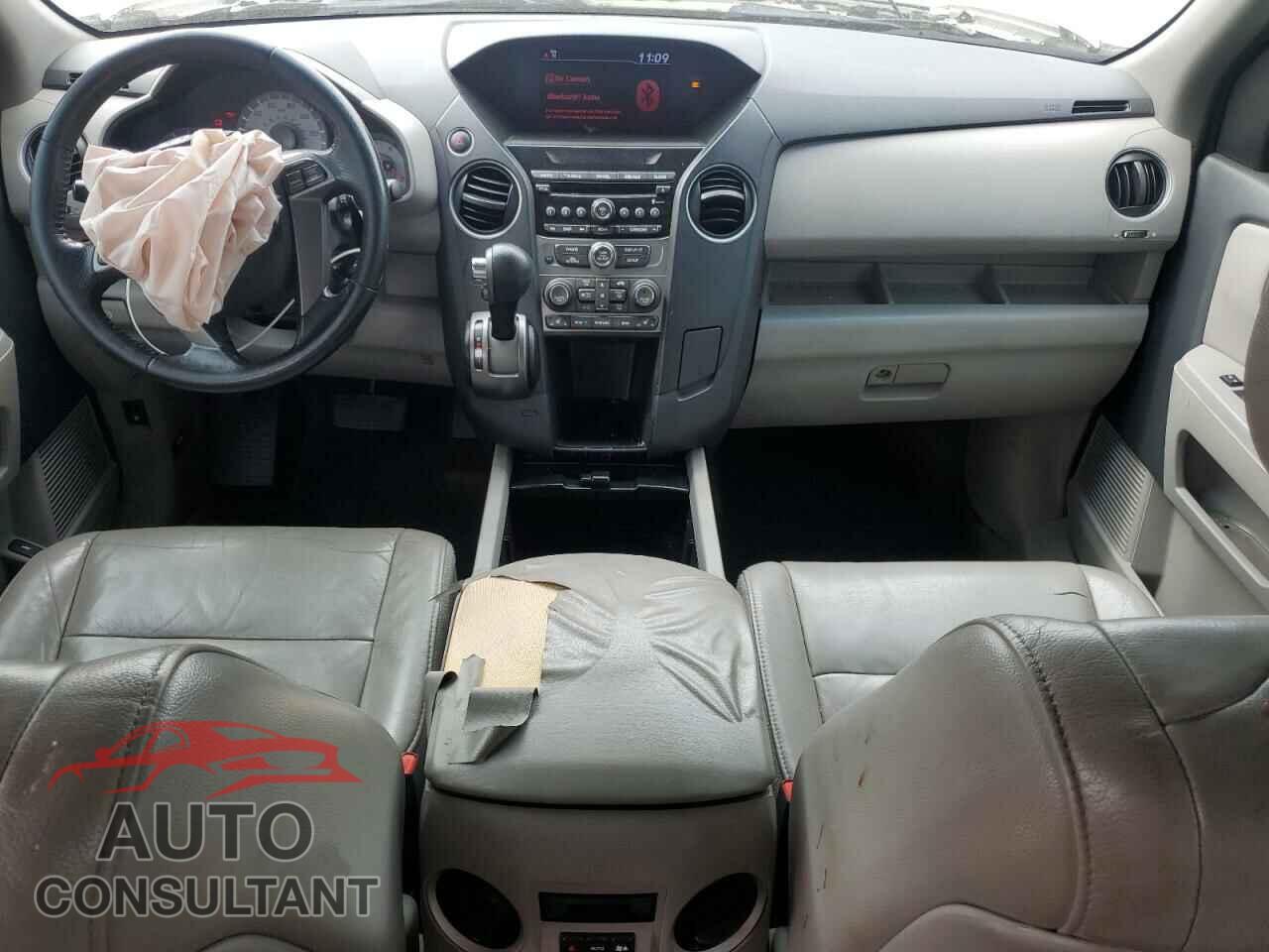 HONDA PILOT 2015 - 5FNYF3H56FB005653