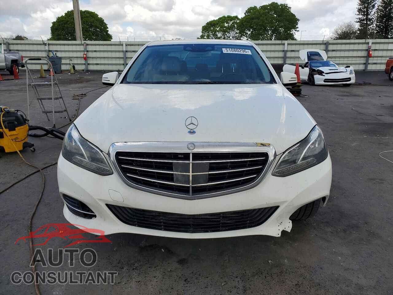 MERCEDES-BENZ E-CLASS 2014 - WDDHF0EB7EA900381