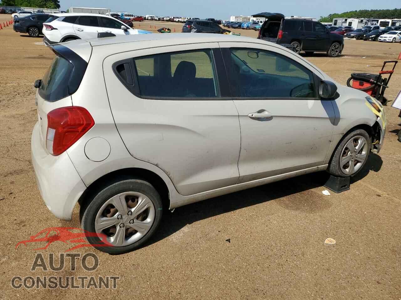 CHEVROLET SPARK 2019 - KL8CB6SA3KC818445