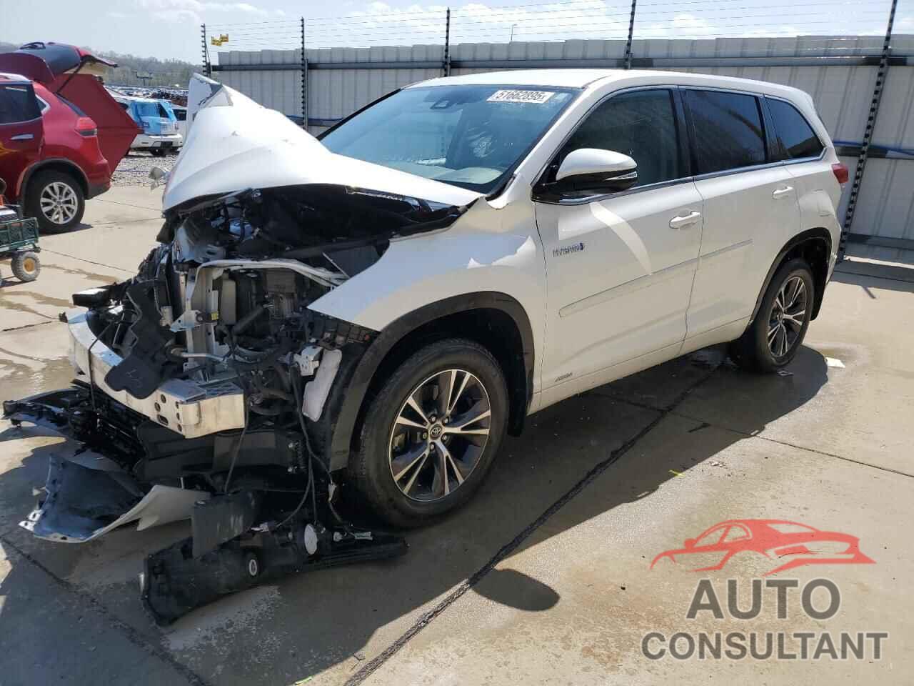 TOYOTA HIGHLANDER 2018 - 5TDBGRFH3JS048273