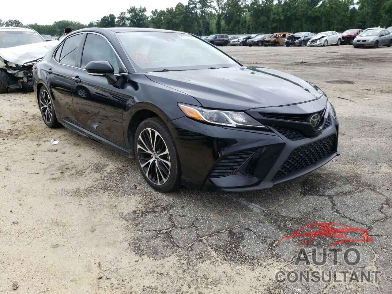 TOYOTA CAMRY 2018 - JTNB11HK3J3001317