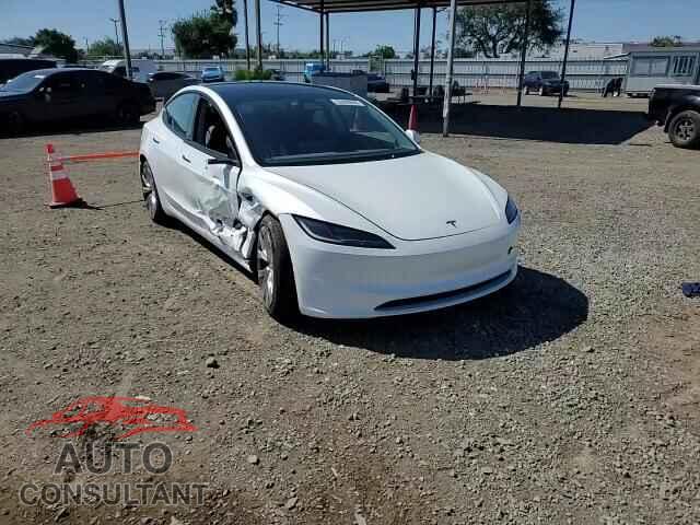 TESLA MODEL 3 2025 - 5YJ3E1EB2SF967342