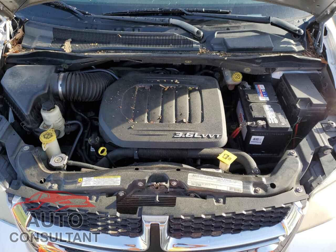 DODGE CARAVAN 2011 - 2D4RN5DG8BR654267