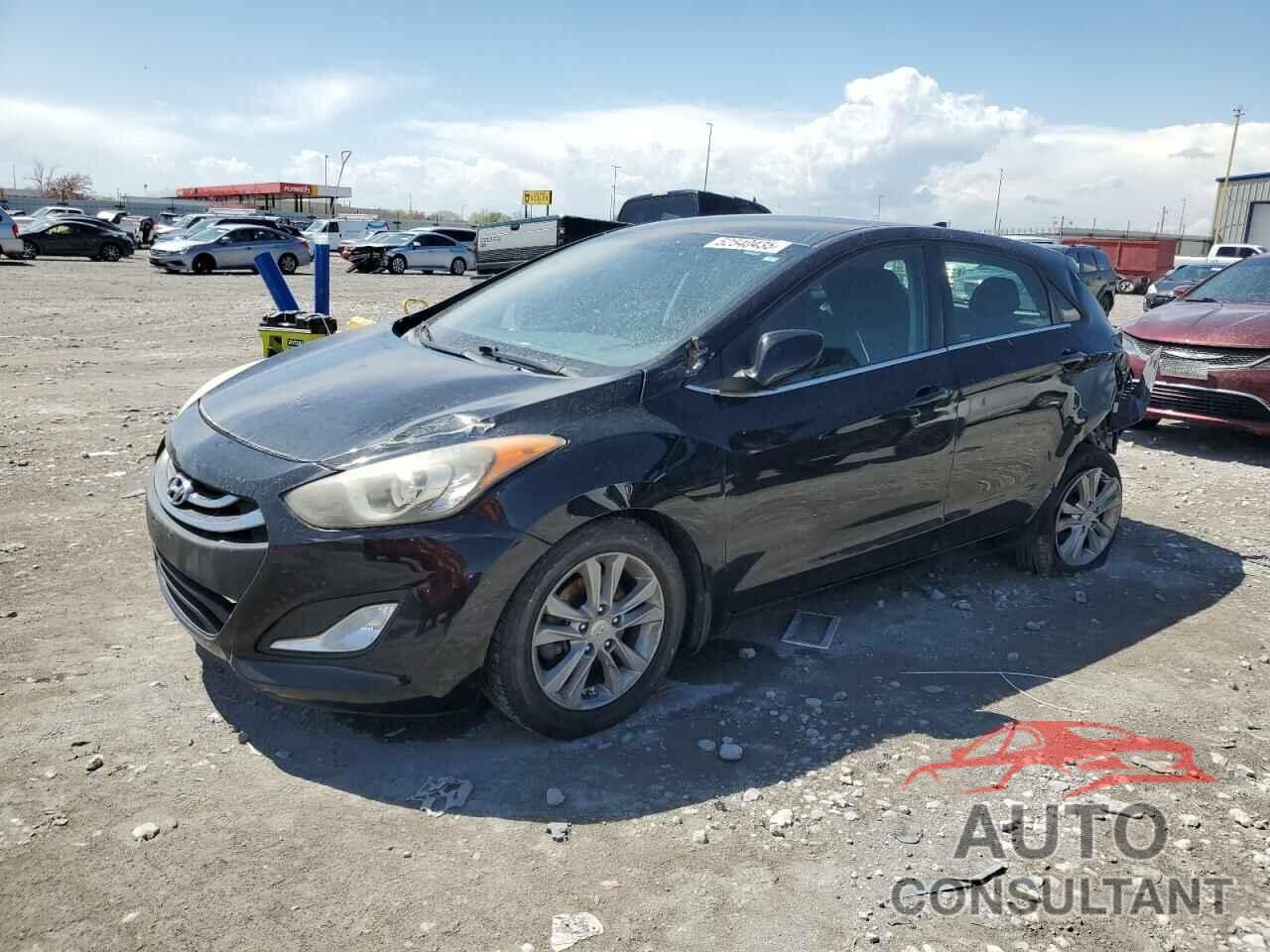HYUNDAI ELANTRA 2013 - KMHD35LE9DU084438