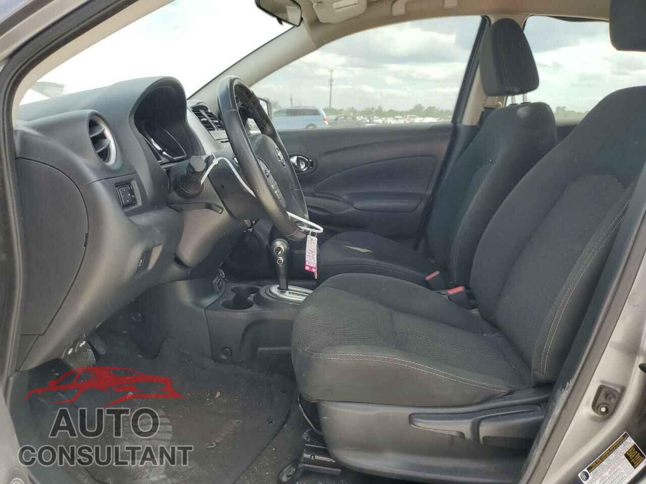 NISSAN VERSA 2017 - 3N1CN7AP3HL858499