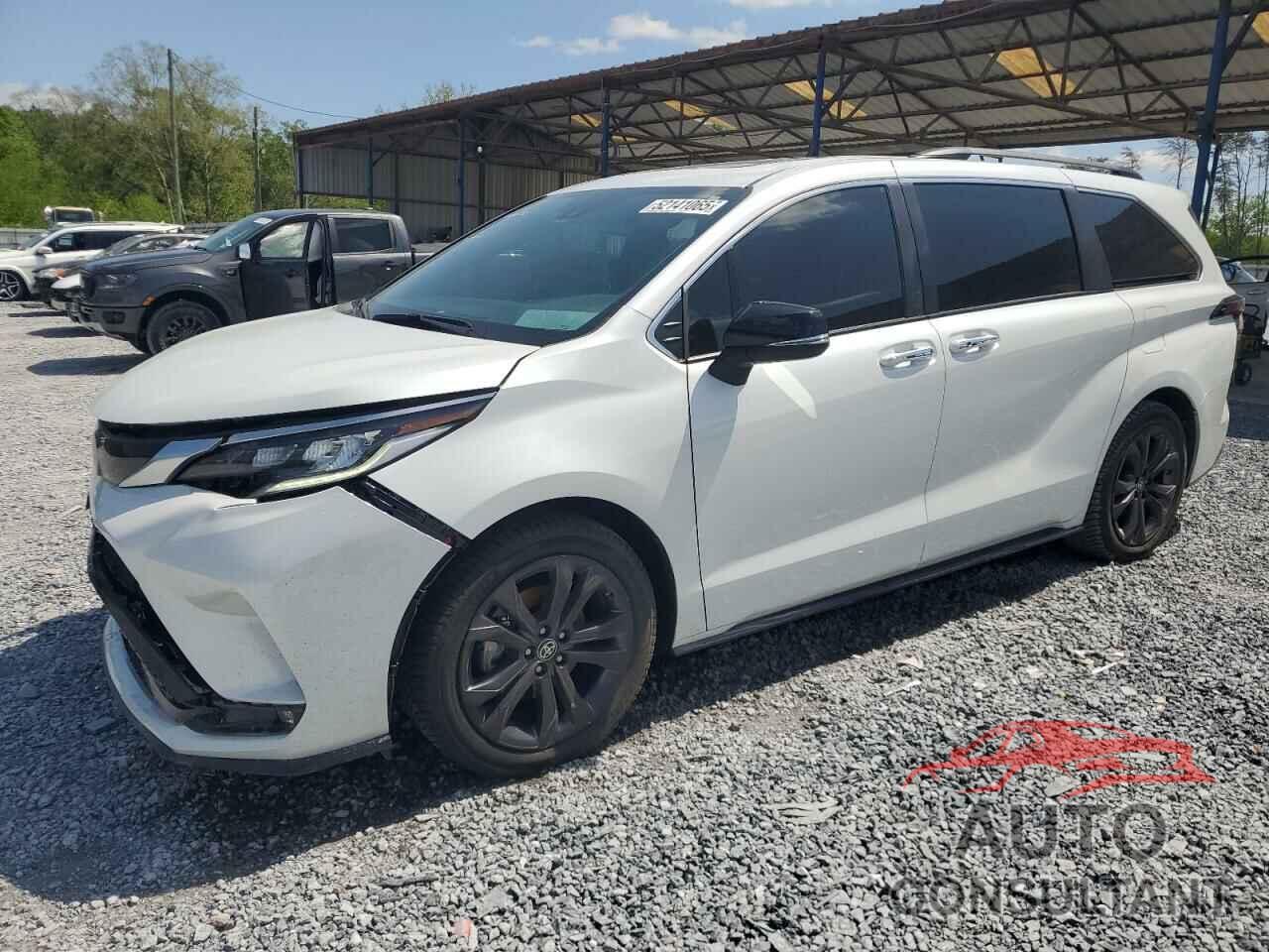 TOYOTA SIENNA 2023 - 5TDCRKEC9PS148947