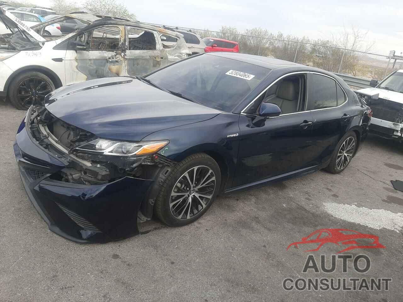 TOYOTA CAMRY 2018 - 4T1B21HK1JU507476
