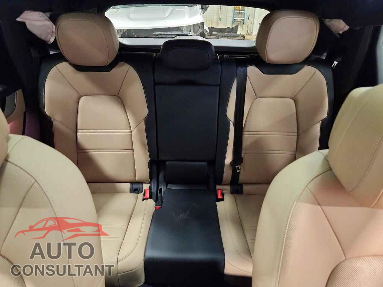 PORSCHE CAYENNE 2024 - WP1AA2AY5RDA13848