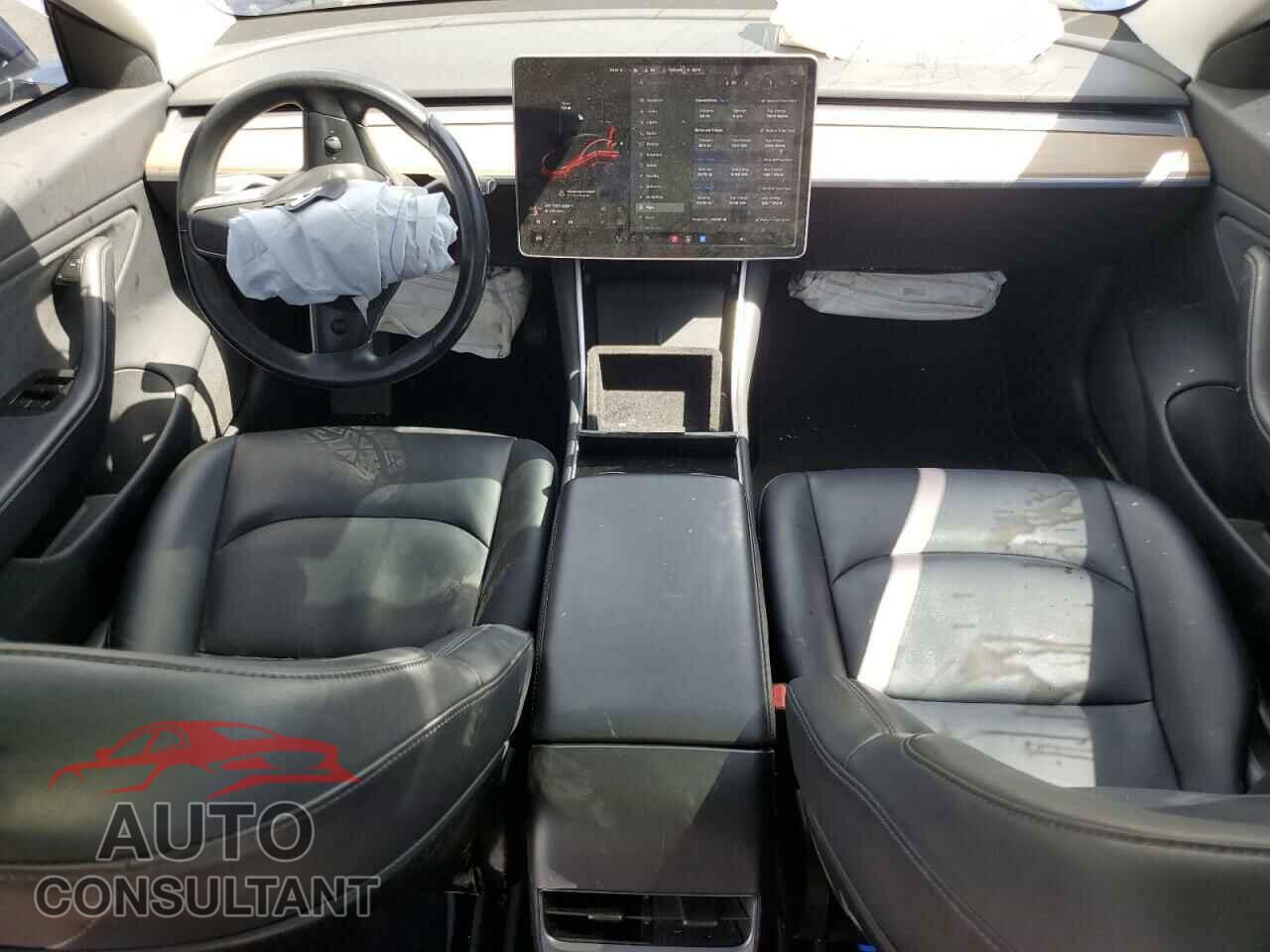 TESLA MODEL 3 2018 - 5YJ3E1EA1JF013171
