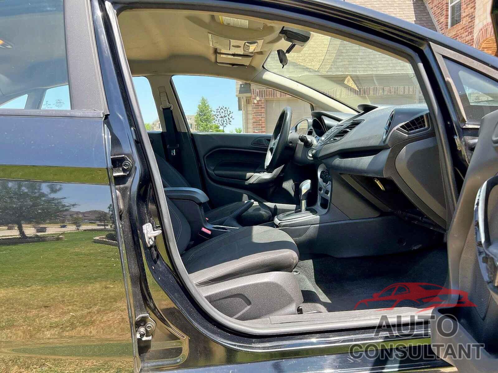 FORD FIESTA 2017 - 3FADP4BJ1HM101914