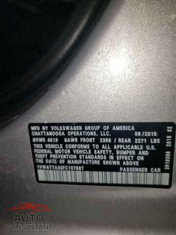 VOLKSWAGEN PASSAT 2015 - 1VWAT7A32FC107567