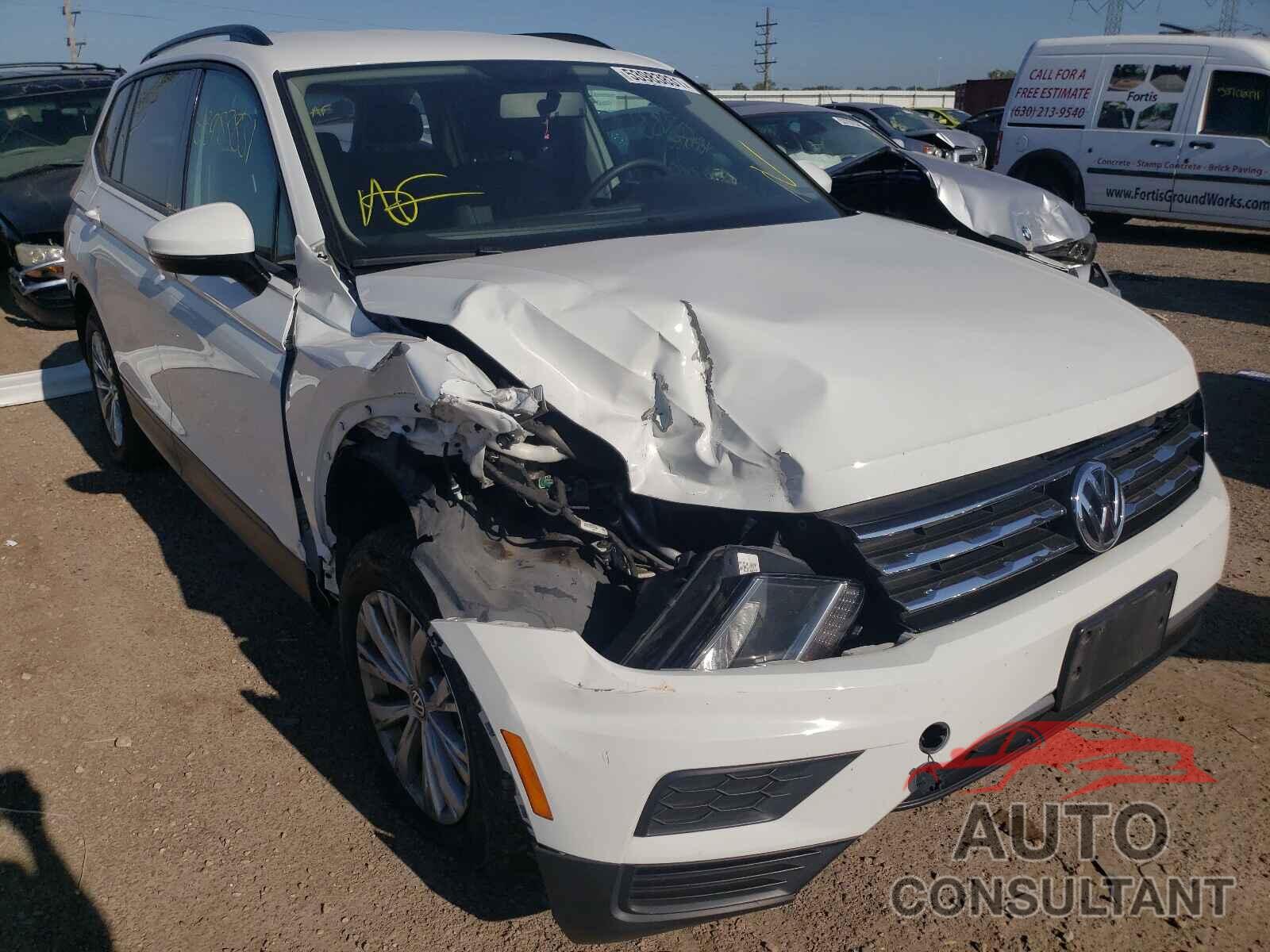 VOLKSWAGEN TIGUAN 2018 - 3VV1B7AX2JM079156