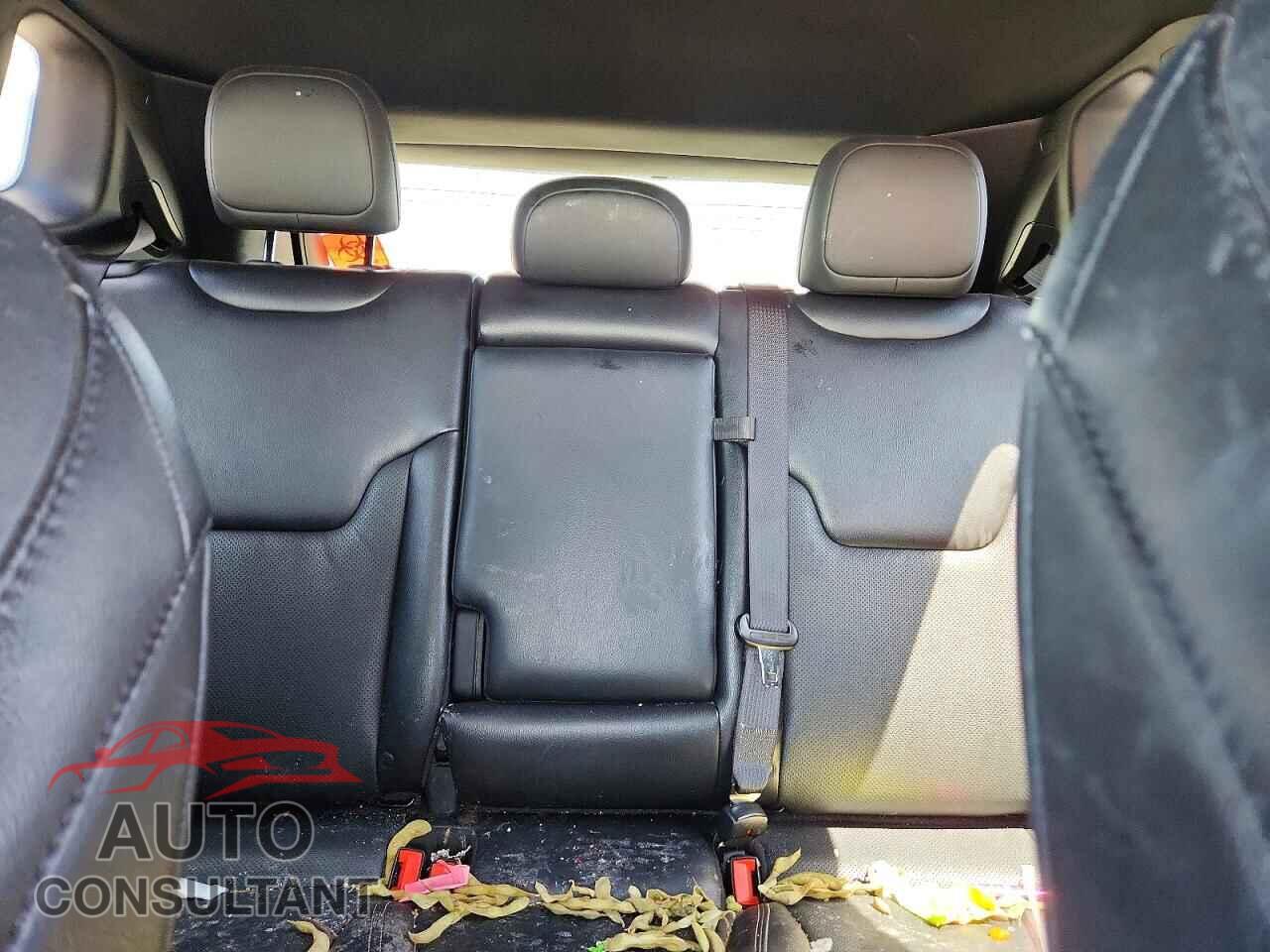 JEEP COMPASS 2021 - 3C4NJCEB3MT564183