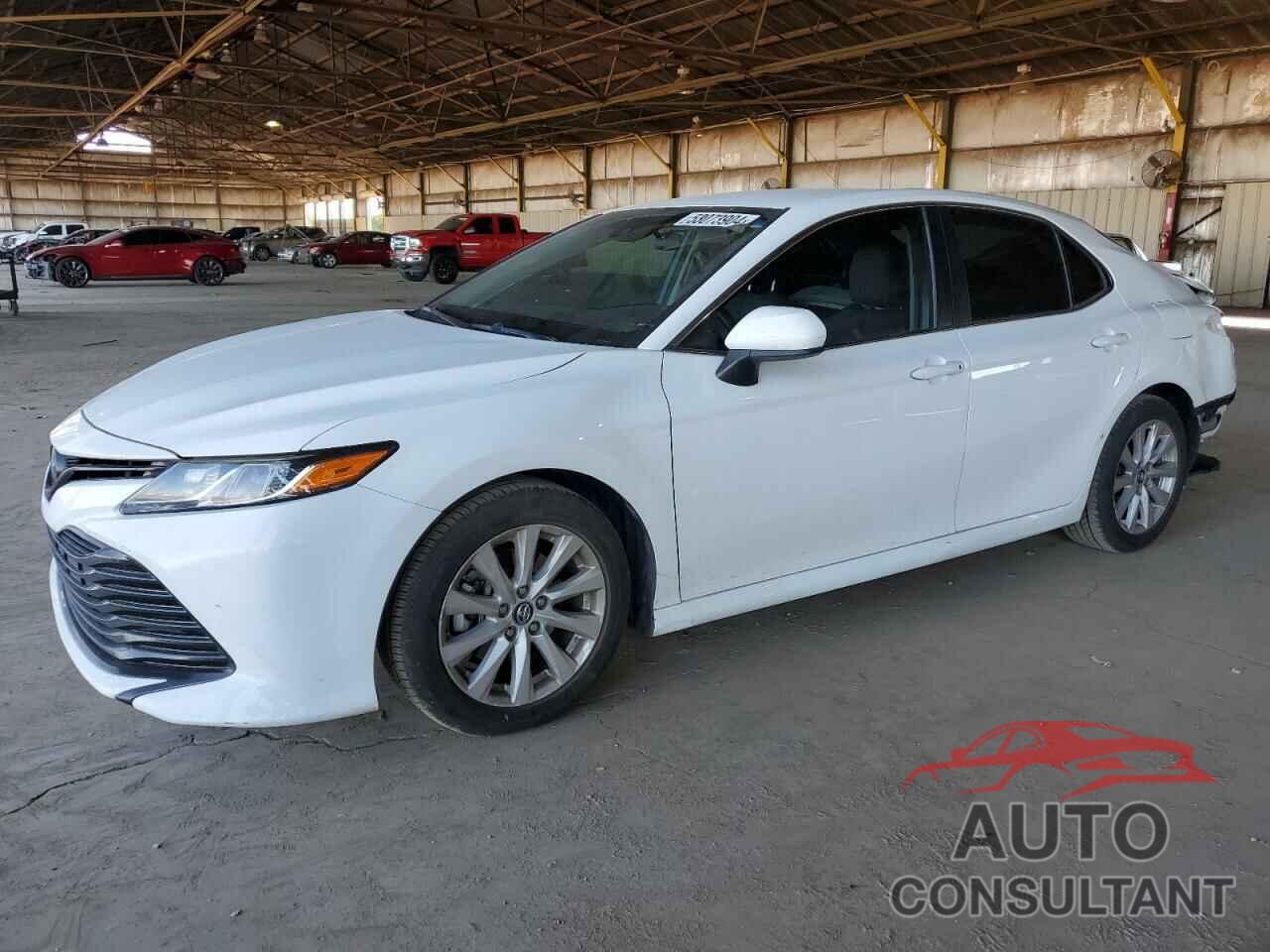 TOYOTA CAMRY 2018 - 4T1B11HK9JU635886