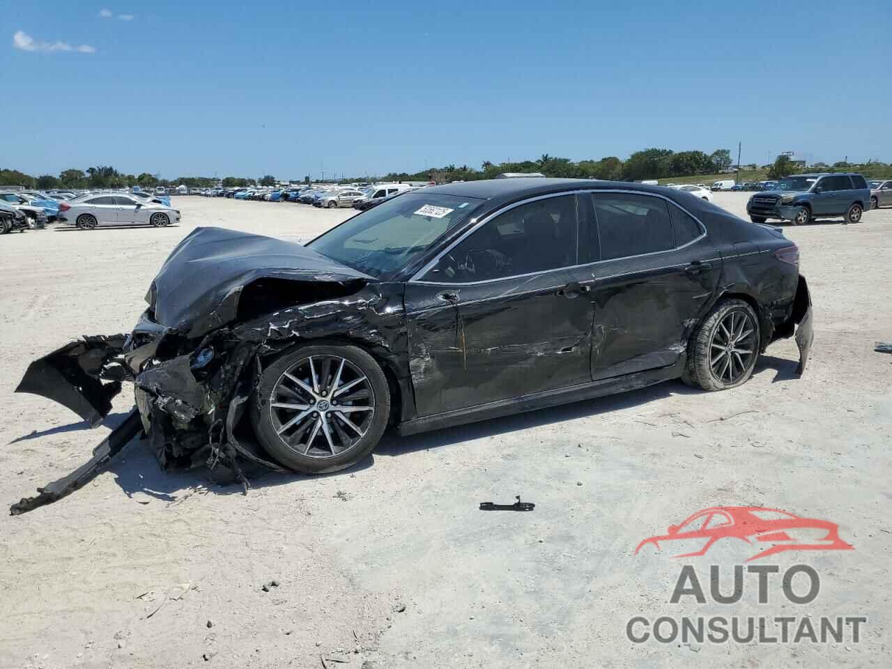 TOYOTA CAMRY 2021 - 4T1G11AK6MU481528