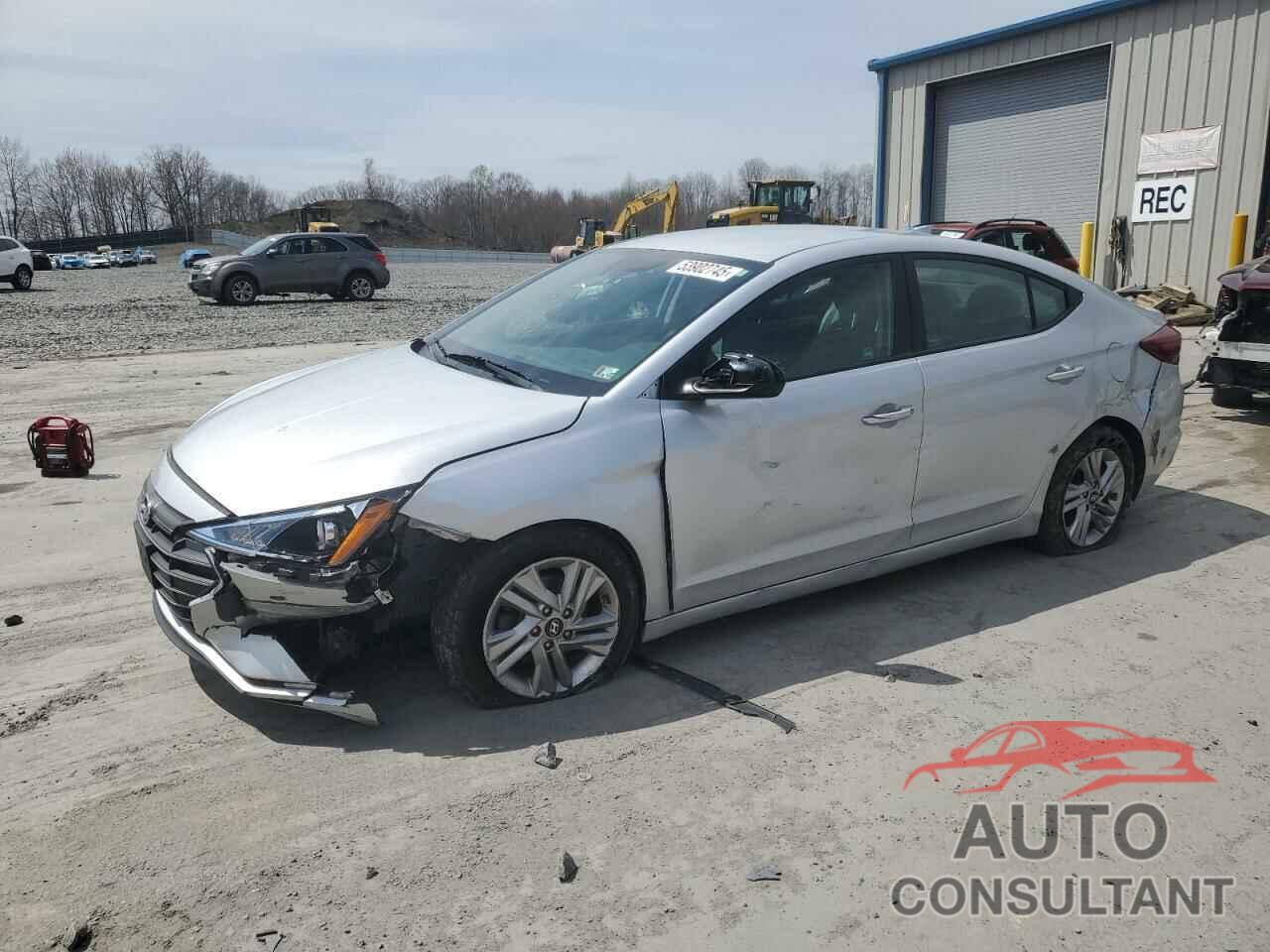 HYUNDAI ELANTRA 2019 - KMHD84LF7KU743750
