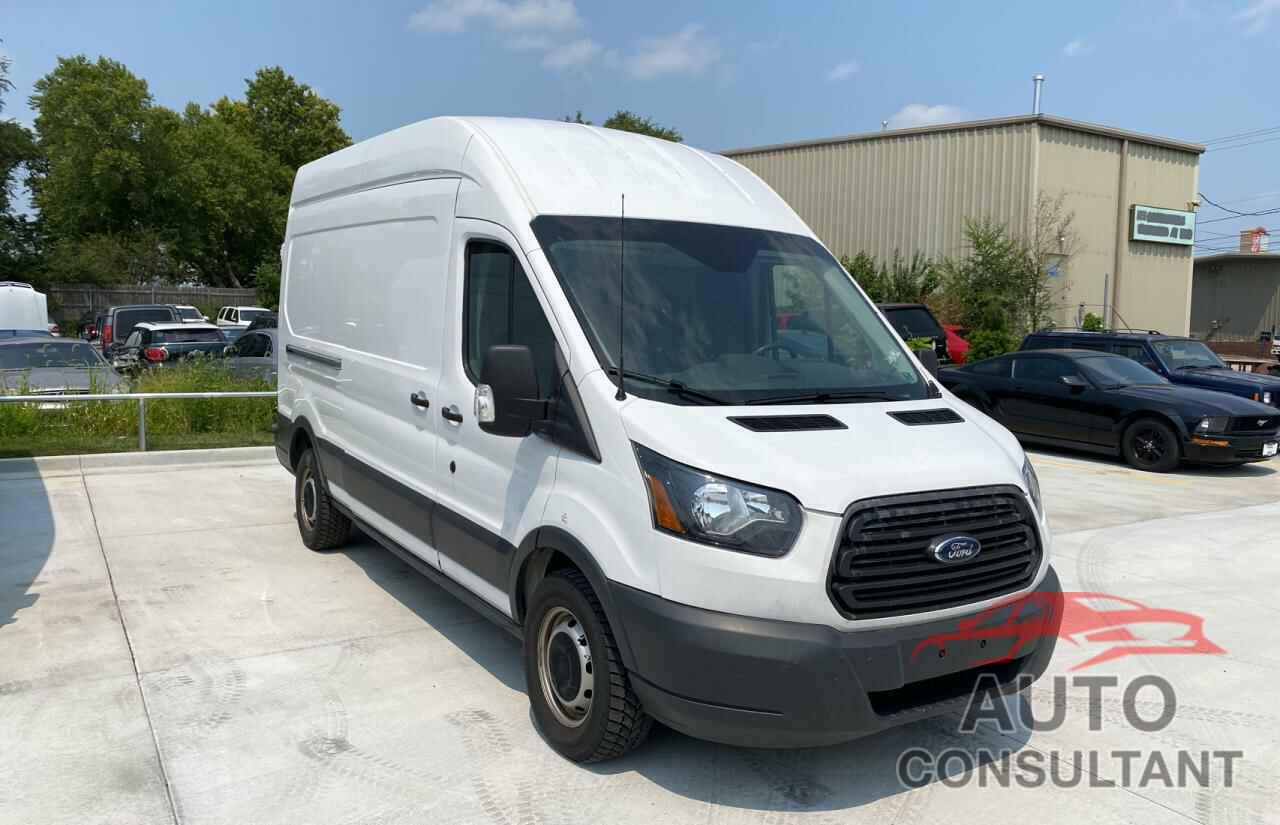 FORD TRANSIT CO 2018 - 1FTYR2XV9JKA33445