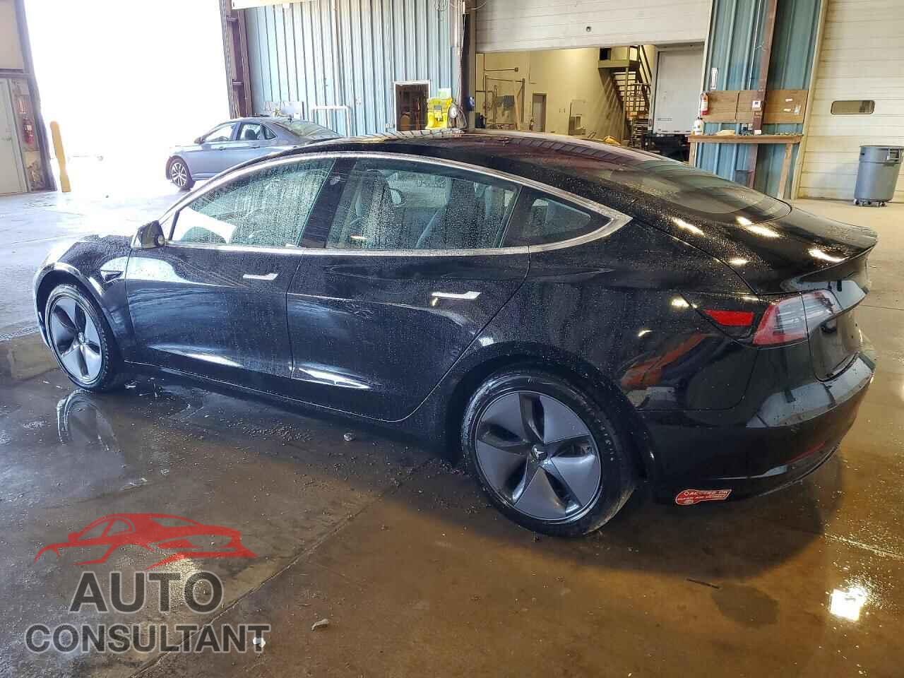 TESLA MODEL 3 2018 - 5YJ3E1EA4JF008448