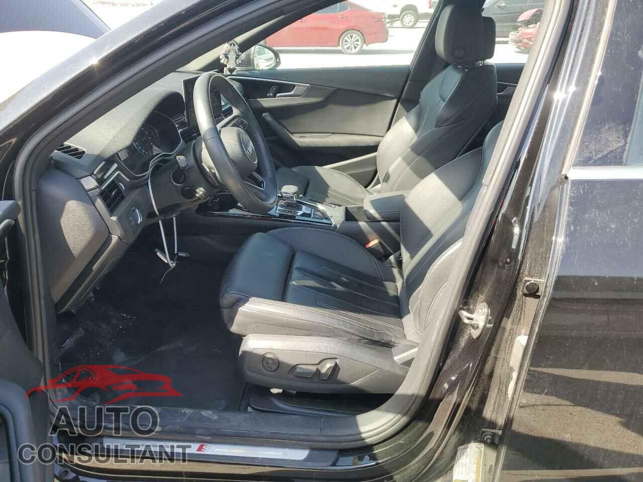 AUDI A4 2020 - WAUDNAF48LN006040