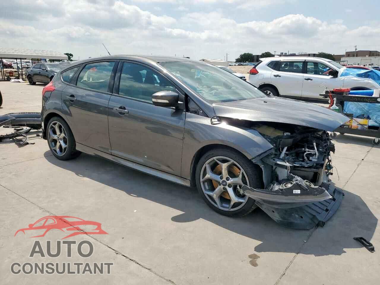 FORD FOCUS 2017 - 1FADP3L98HL245945