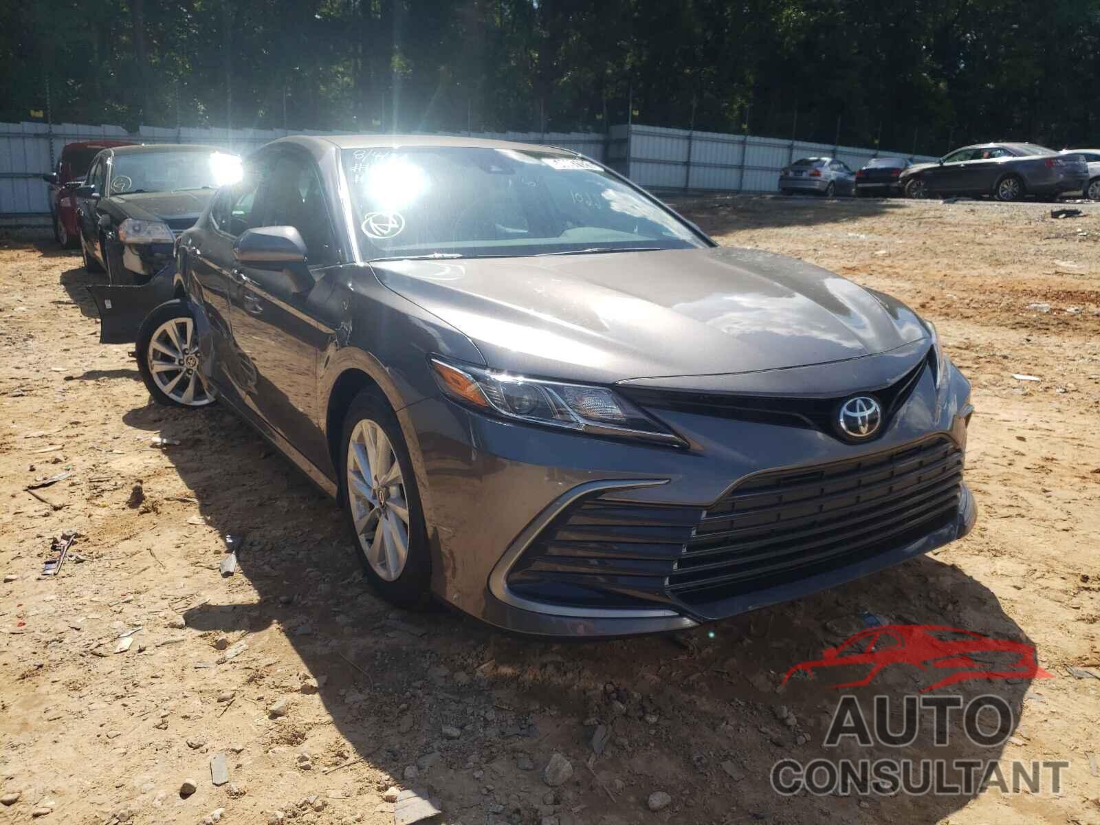 TOYOTA CAMRY 2021 - 4T1C11AK2MU457984