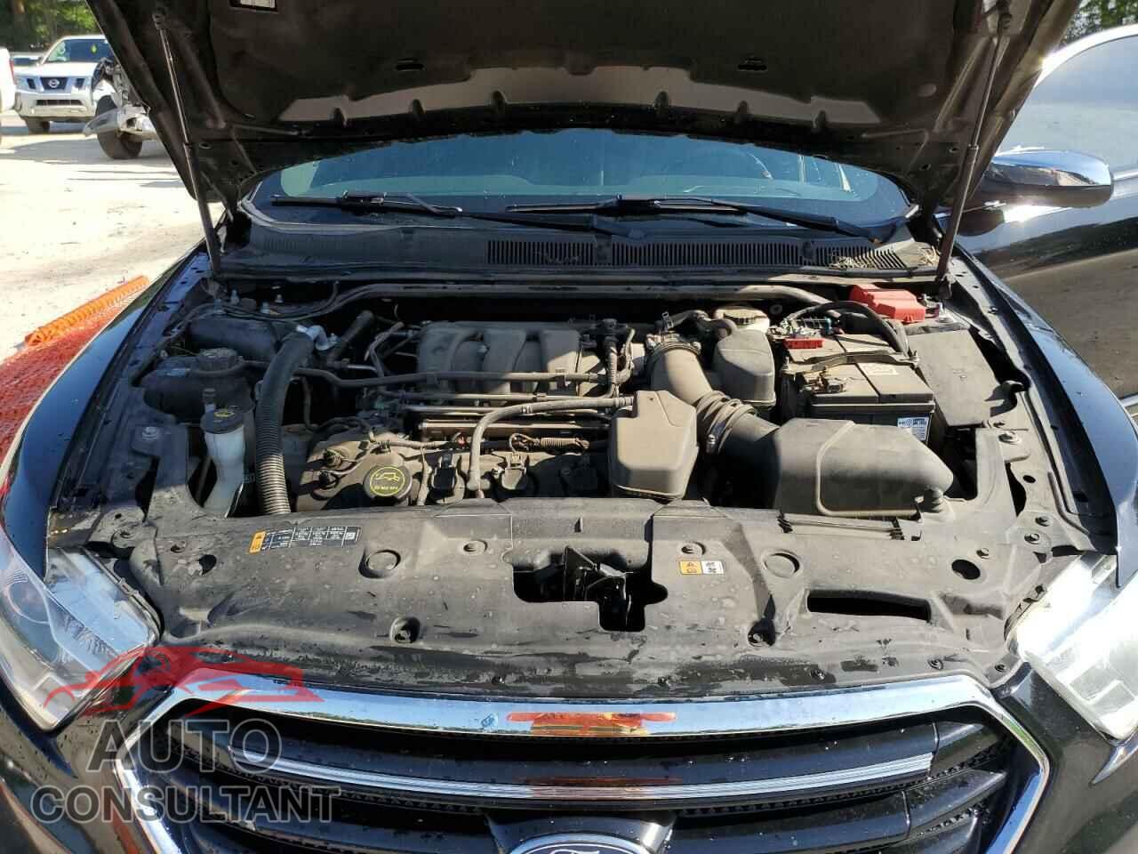 FORD TAURUS 2017 - 1FAHP2F84HG111702