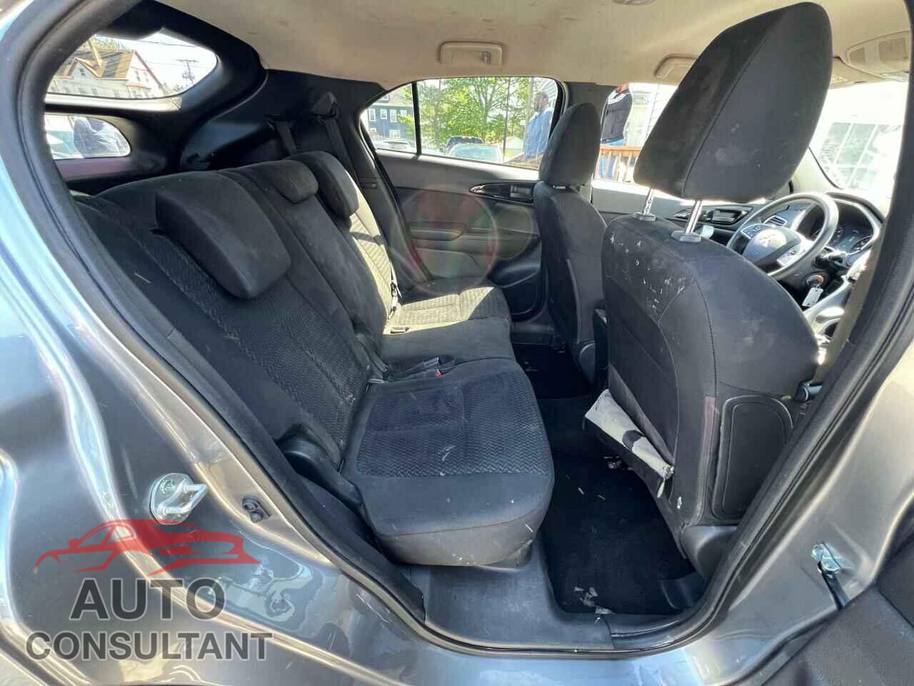 MITSUBISHI ECLIPSE 2018 - JA4AT4AA4JZ048750