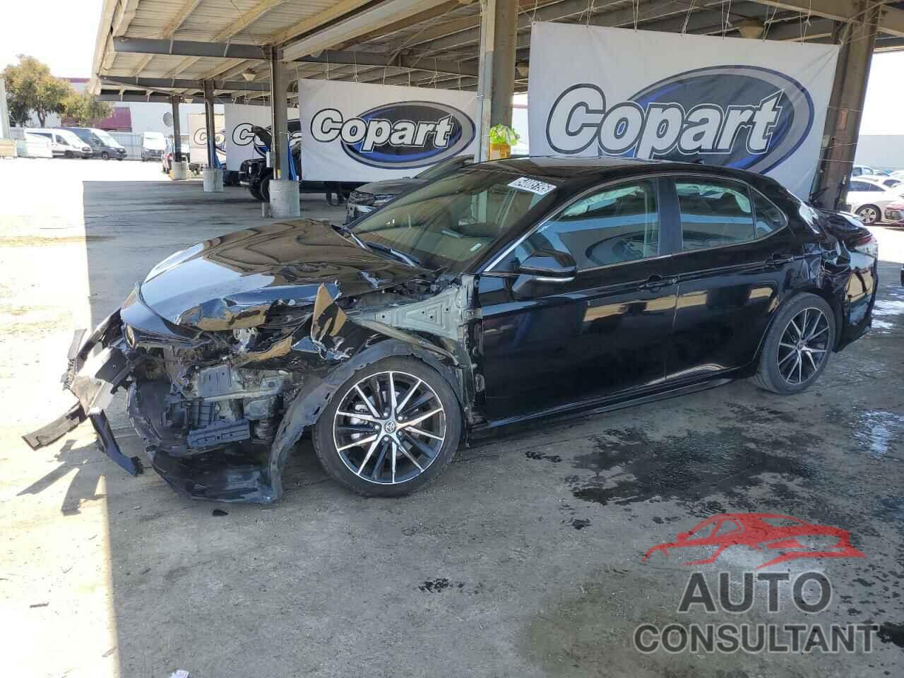 TOYOTA CAMRY 2023 - 4T1G11AK2PU810780