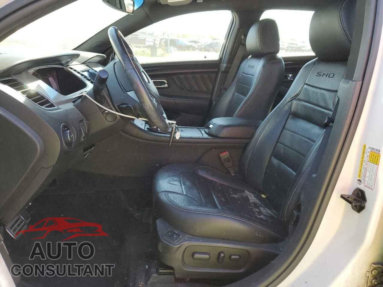 FORD TAURUS 2016 - 1FAHP2KT4GG136480