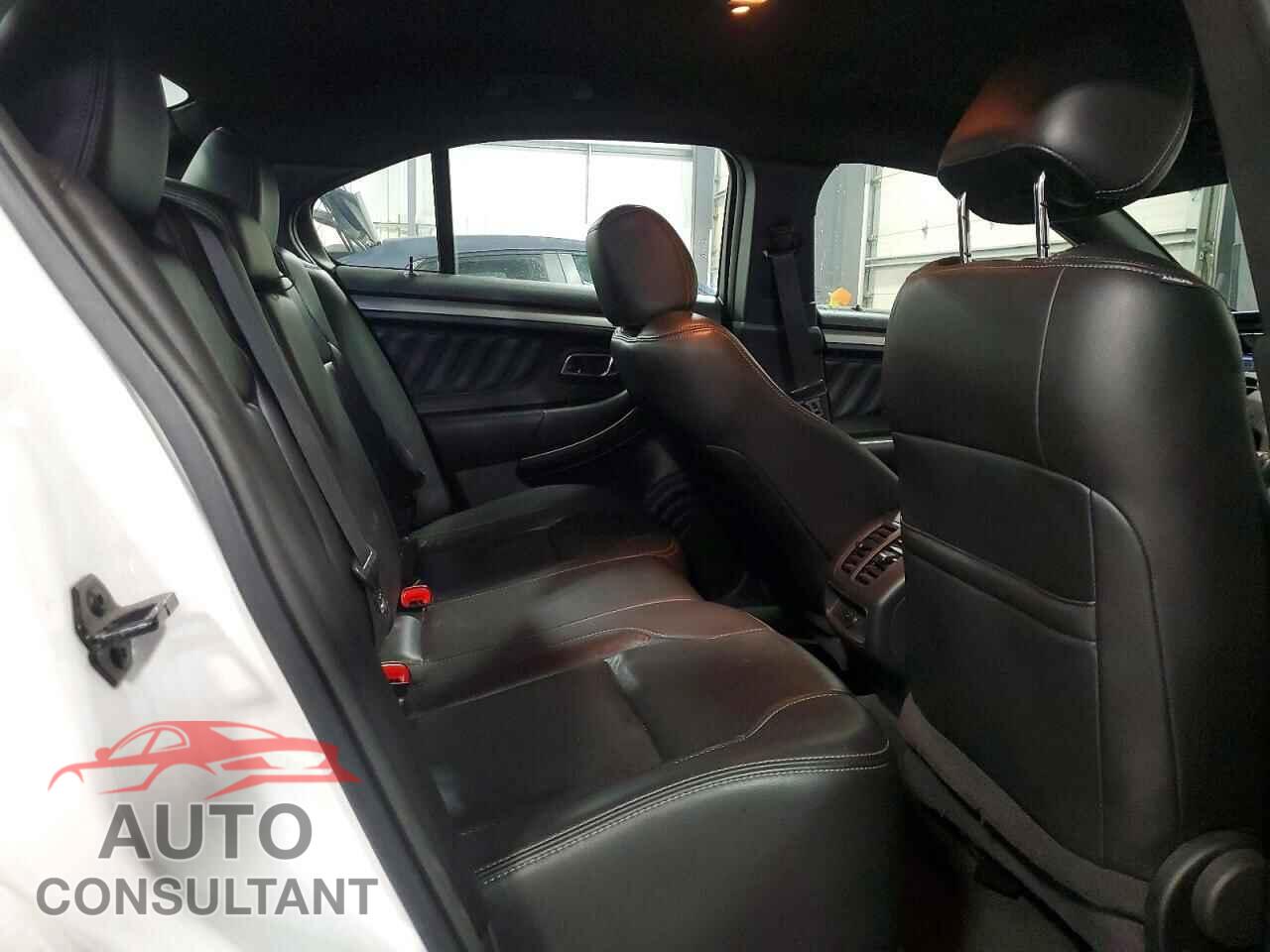 FORD TAURUS 2016 - 1FAHP2E81GG122009