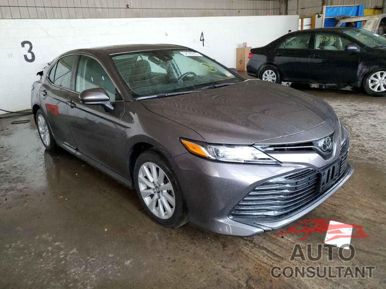 TOYOTA CAMRY 2019 - 4T1B11HKXKU734136