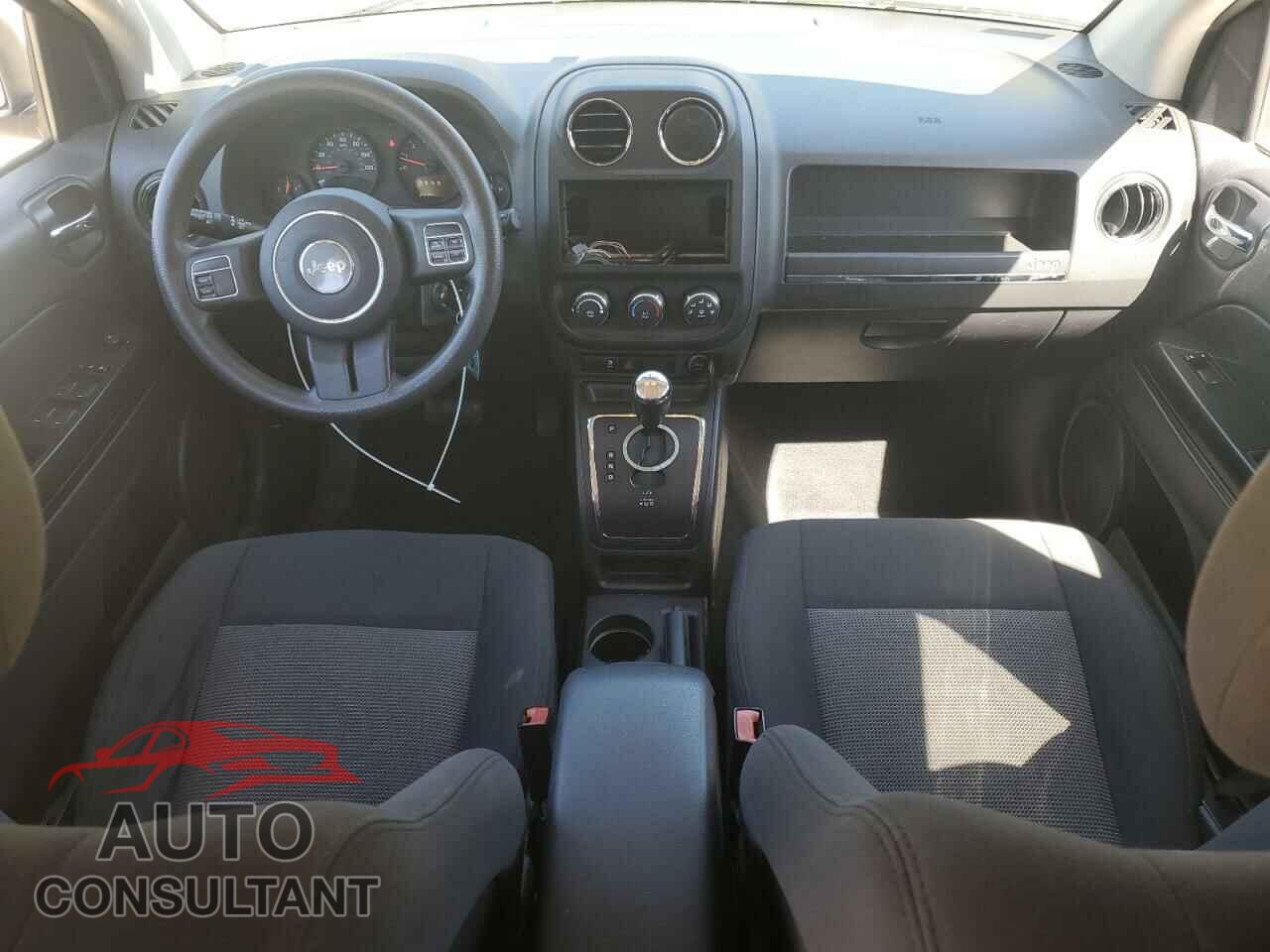 JEEP COMPASS 2011 - 1J4NF1FB0BD148450