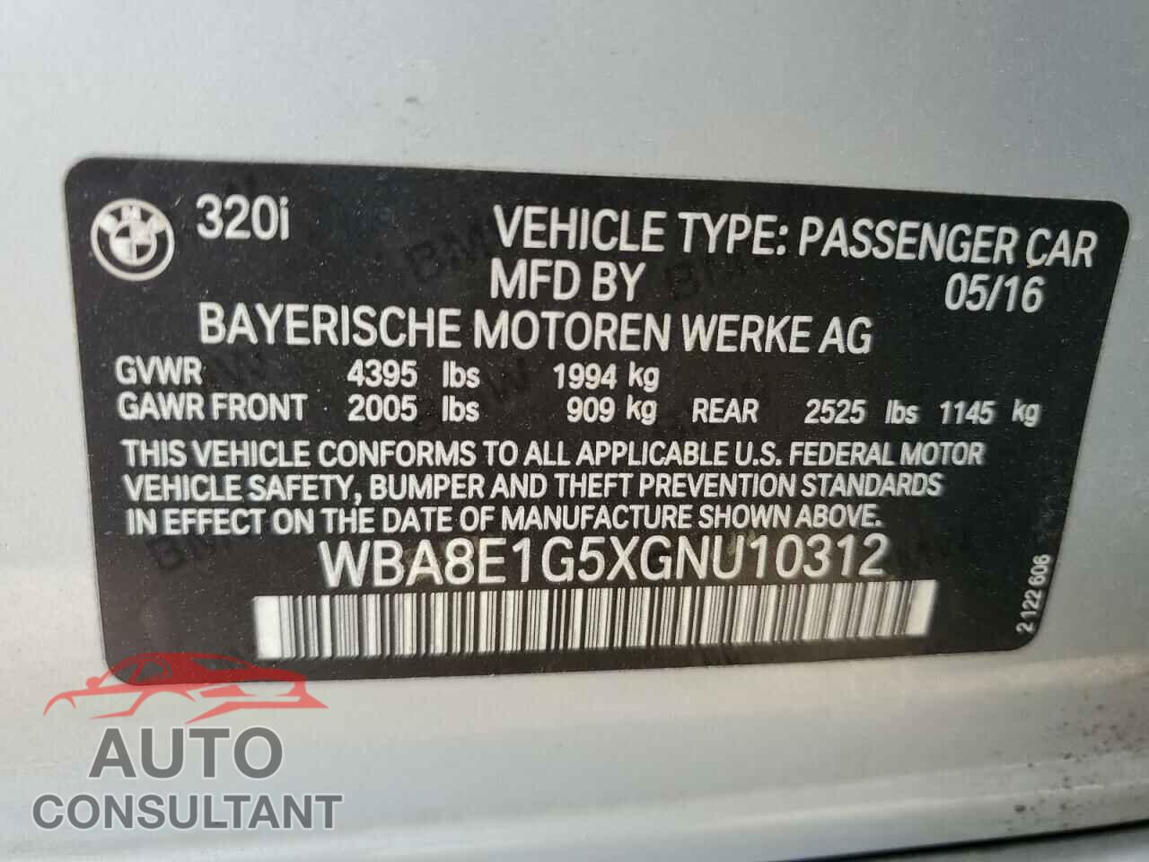 BMW 3 SERIES 2016 - WBA8E1G5XGNU10312