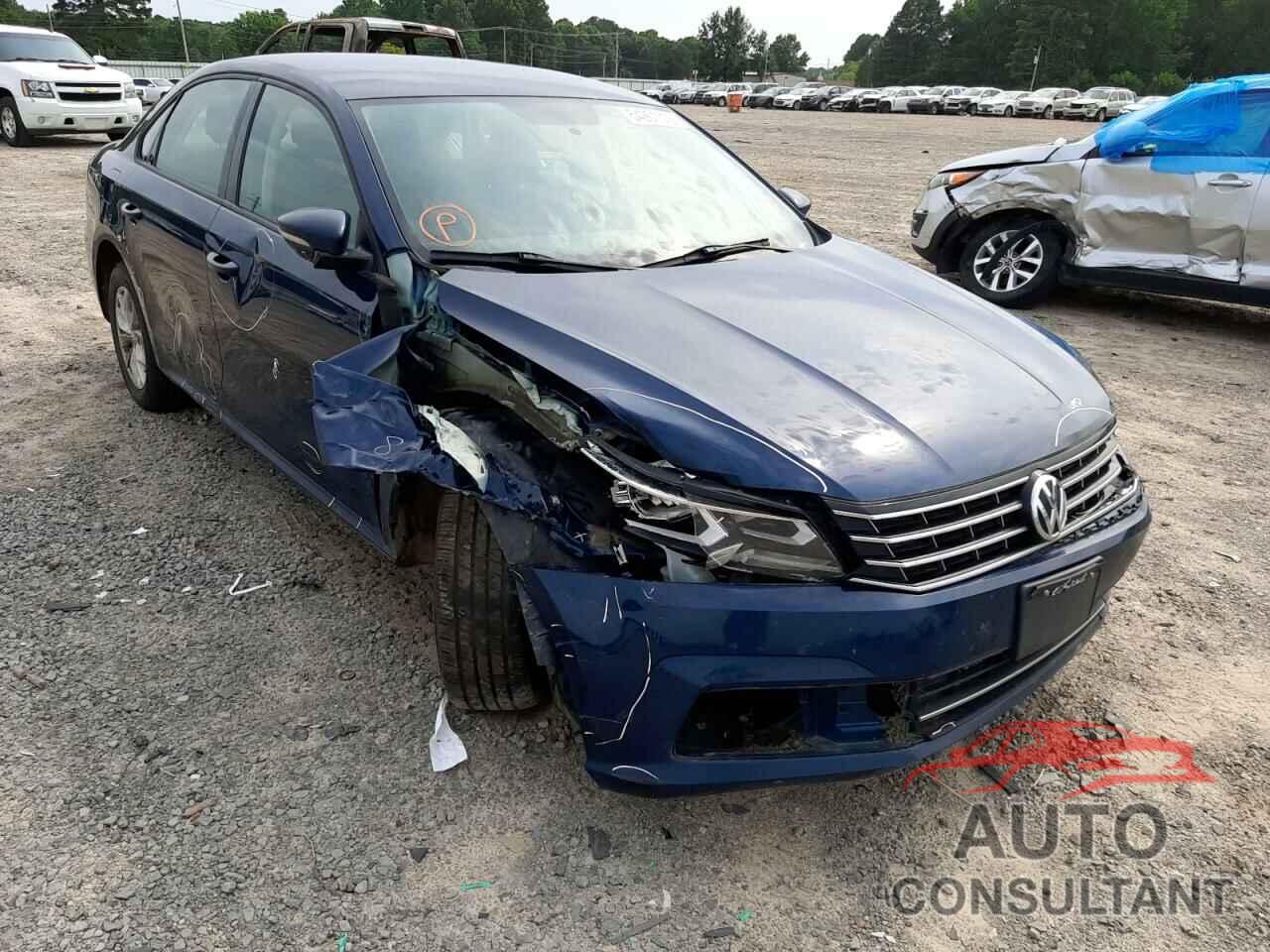 VOLKSWAGEN PASSAT 2018 - 1VWAA7A38JC002854