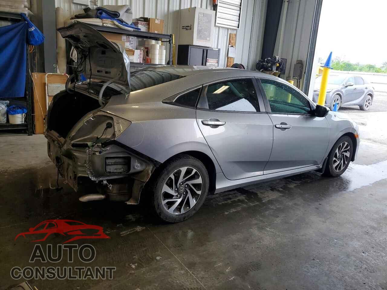 HONDA CIVIC 2018 - 2HGFC2F6XJH036723