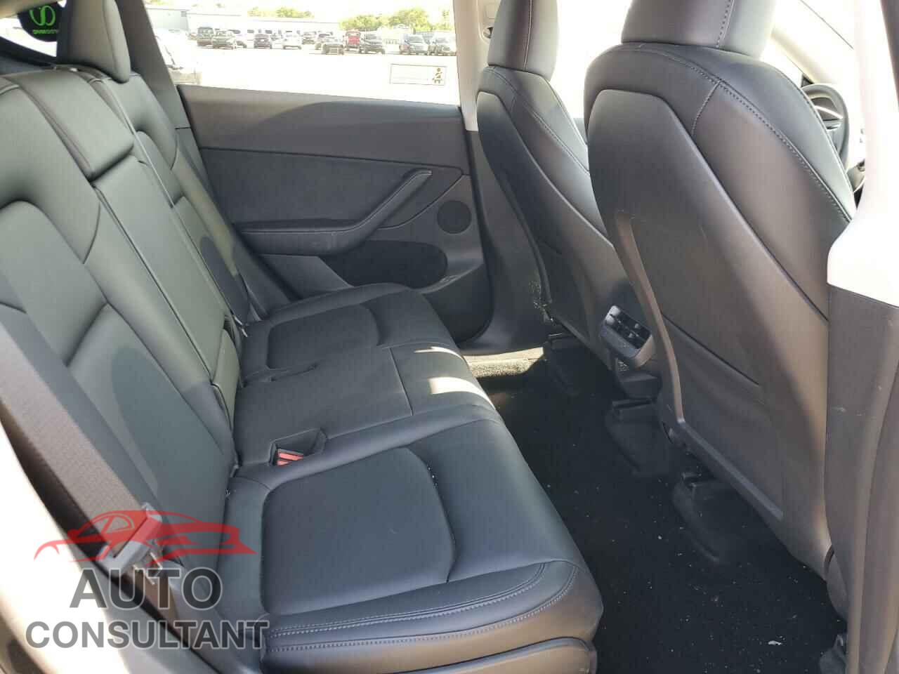 TESLA MODEL Y 2023 - 7SAYGAEE2PF921546
