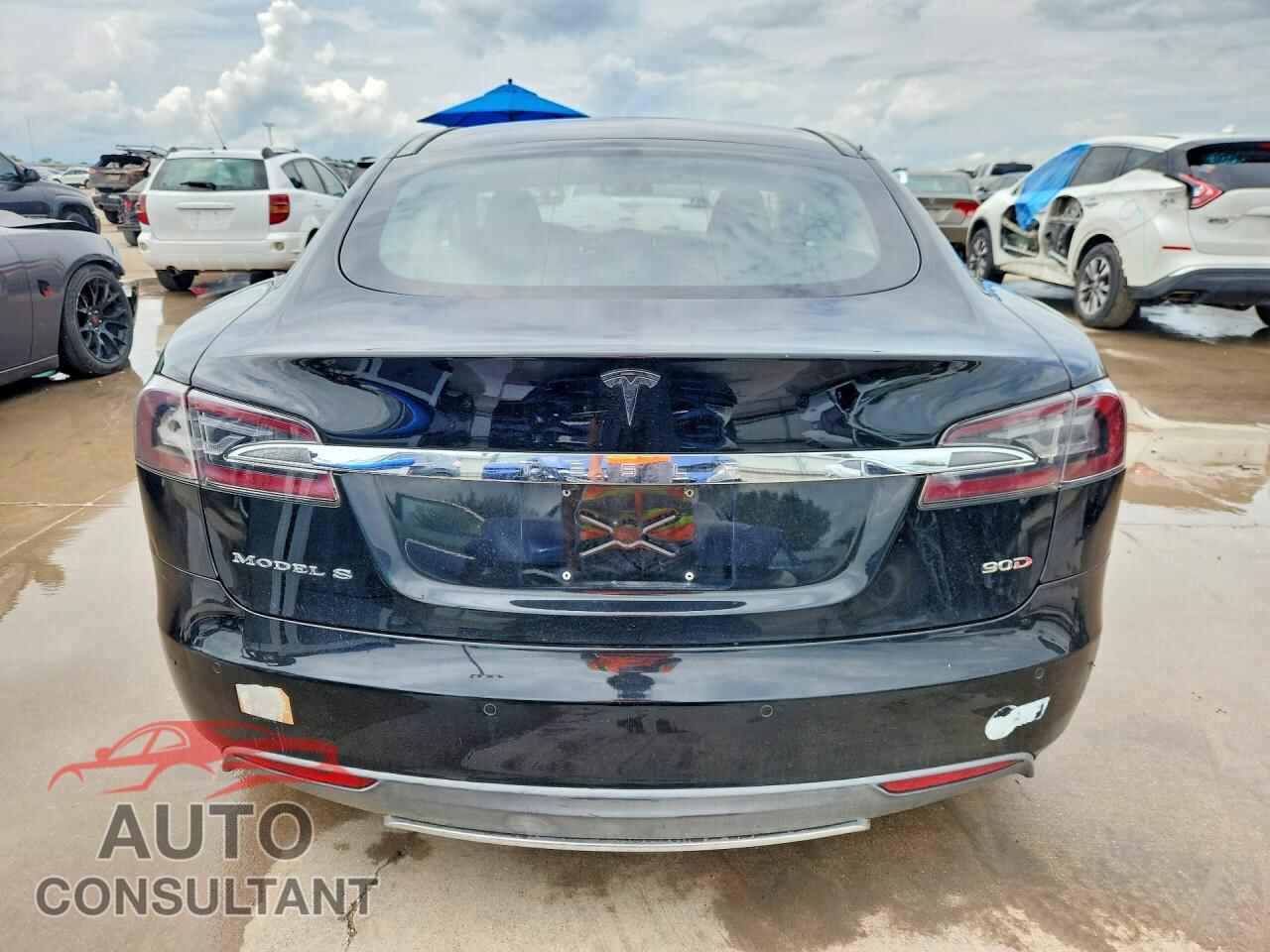 TESLA MODEL S 2013 - 5YJSA1CG2DFP28026
