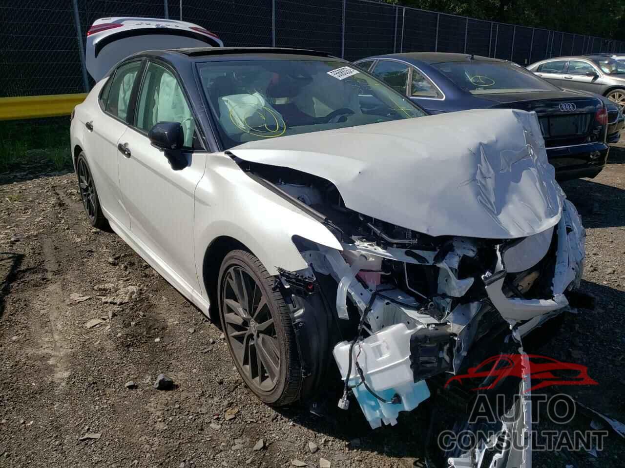 TOYOTA CAMRY 2022 - 4T1KZ1AK2NU064976