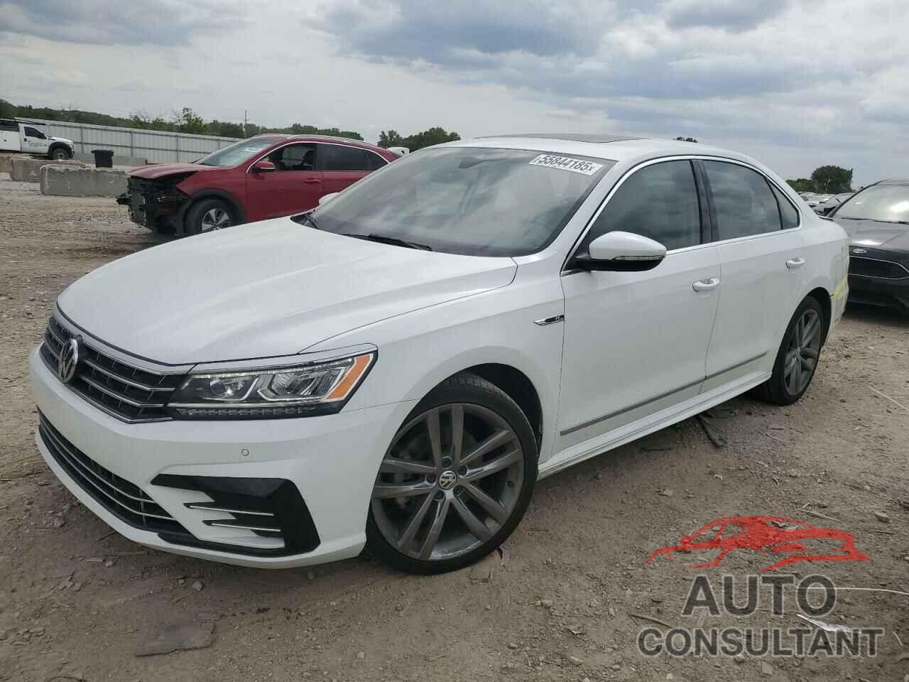 VOLKSWAGEN PASSAT 2019 - 1VWMA7A30KC000031